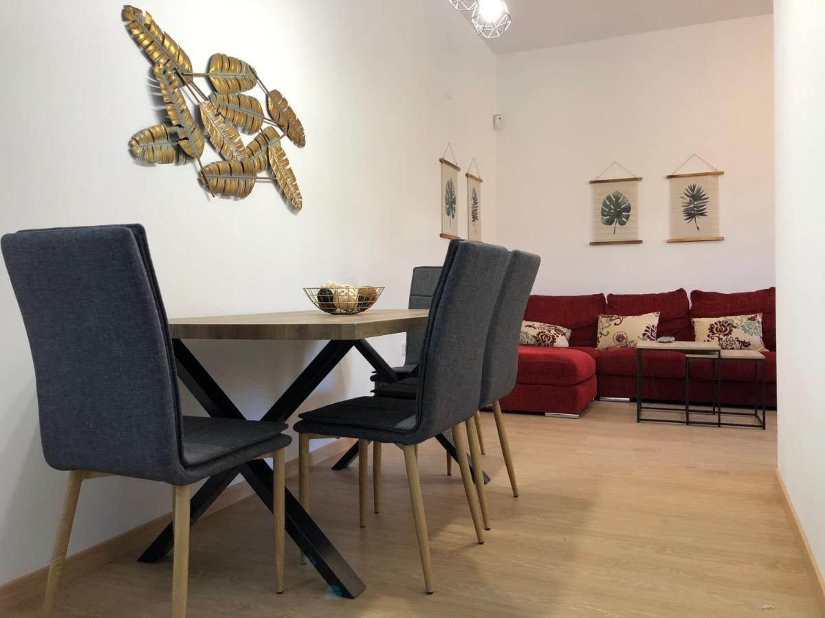 Apartamentos Iglesia De Santiago 赫雷斯 外观 照片