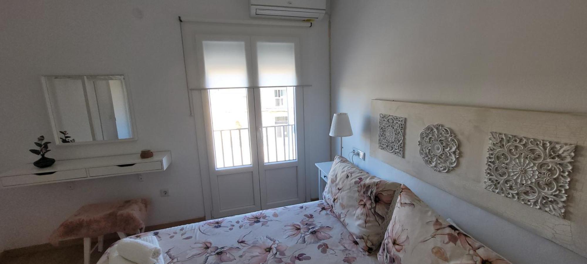 Apartamentos Iglesia De Santiago 赫雷斯 外观 照片